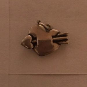 James Avery retired lovestruck engraved charm